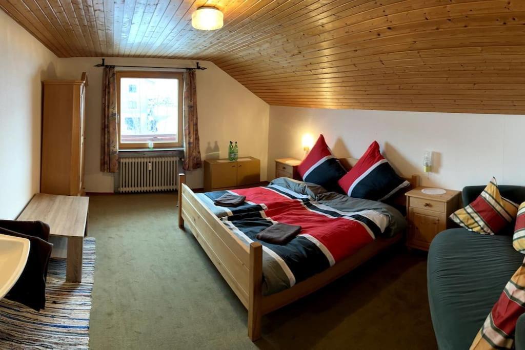 Schoene Unterkunft Mit Parkplatz Und Bikergarage Ohne Kueche Missen-Wilhams Exteriér fotografie
